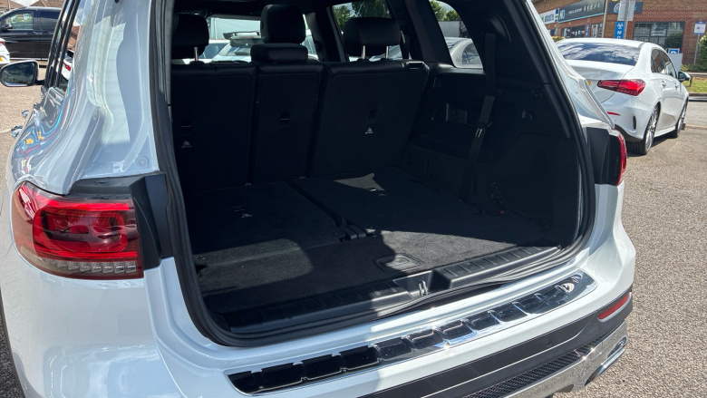 Mercedes-Benz GLB 200 AMG Line Premium Plus 5dr 7G-Tronic Petrol Estate